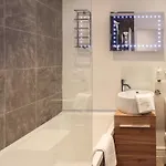Le *